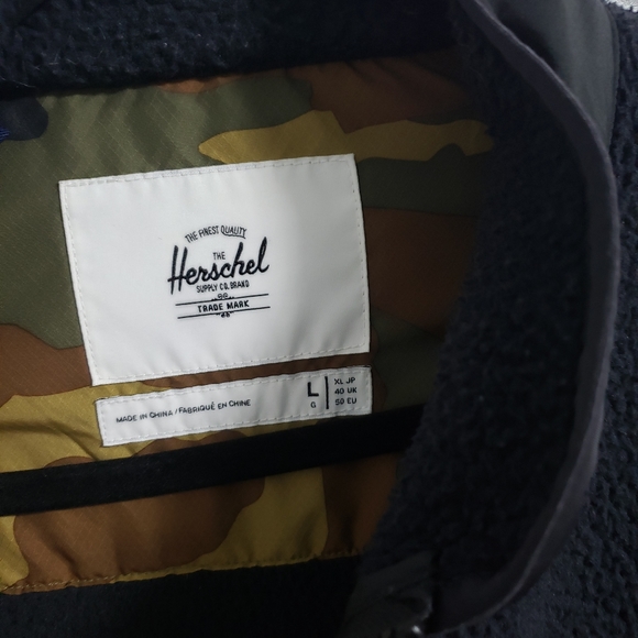 HERSCHEL Black Fleece Jacket - Picture 6 of 9